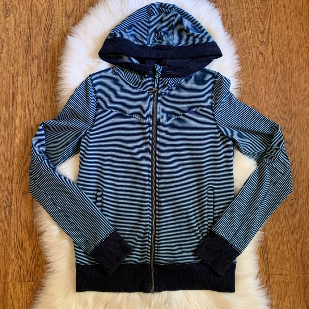 Lululemon Blue bliss Break Striped Hoodie Size 8